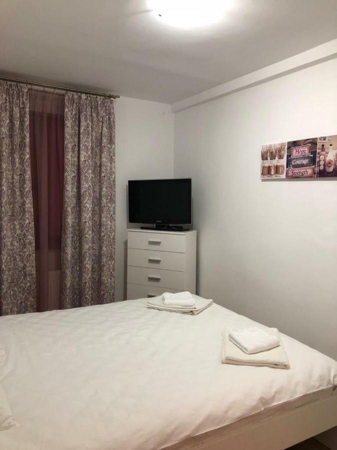 Fairytale Apartment Close To Bradu Ski Slope โปยานาบราซอฟ ภายนอก รูปภาพ