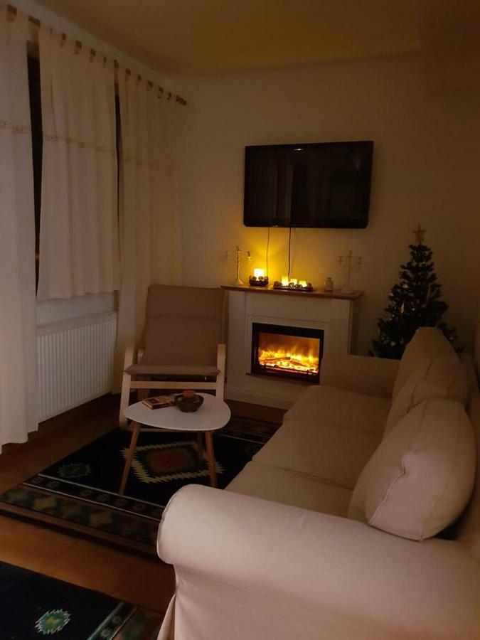 Fairytale Apartment Close To Bradu Ski Slope โปยานาบราซอฟ ภายนอก รูปภาพ